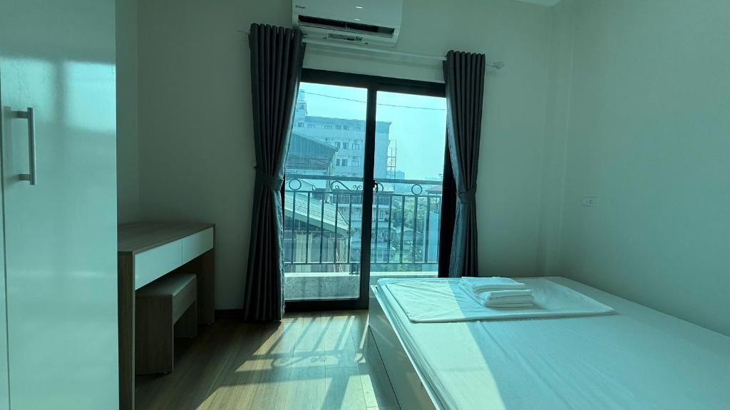 Era Apartment Doãn Kế Thiện photo 2