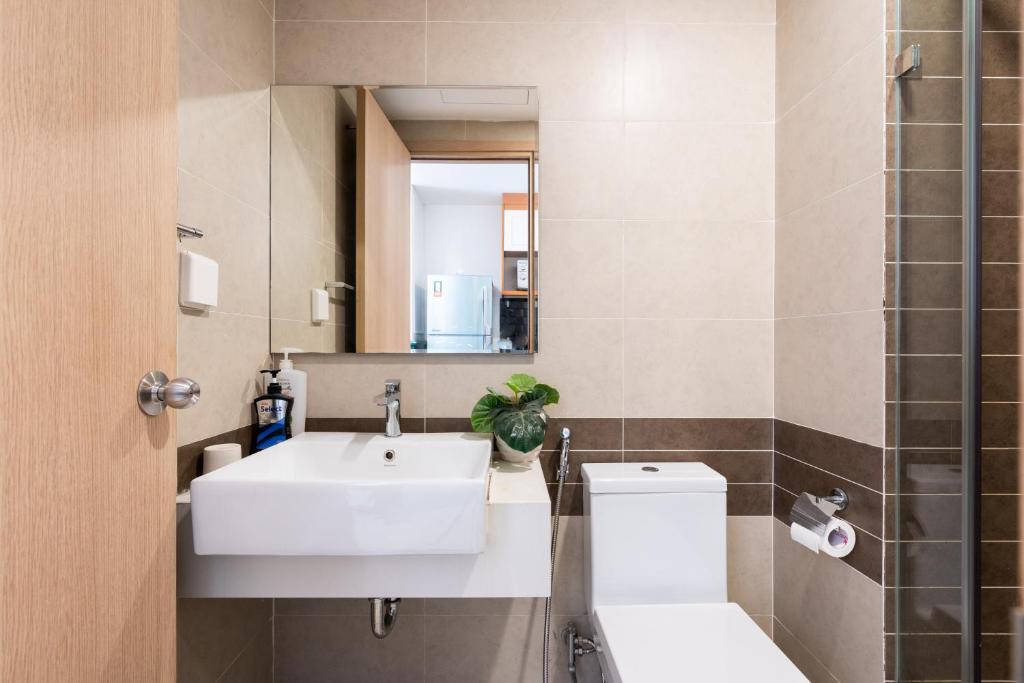 Rivergate Residence studio near Bui Vien st photo 3