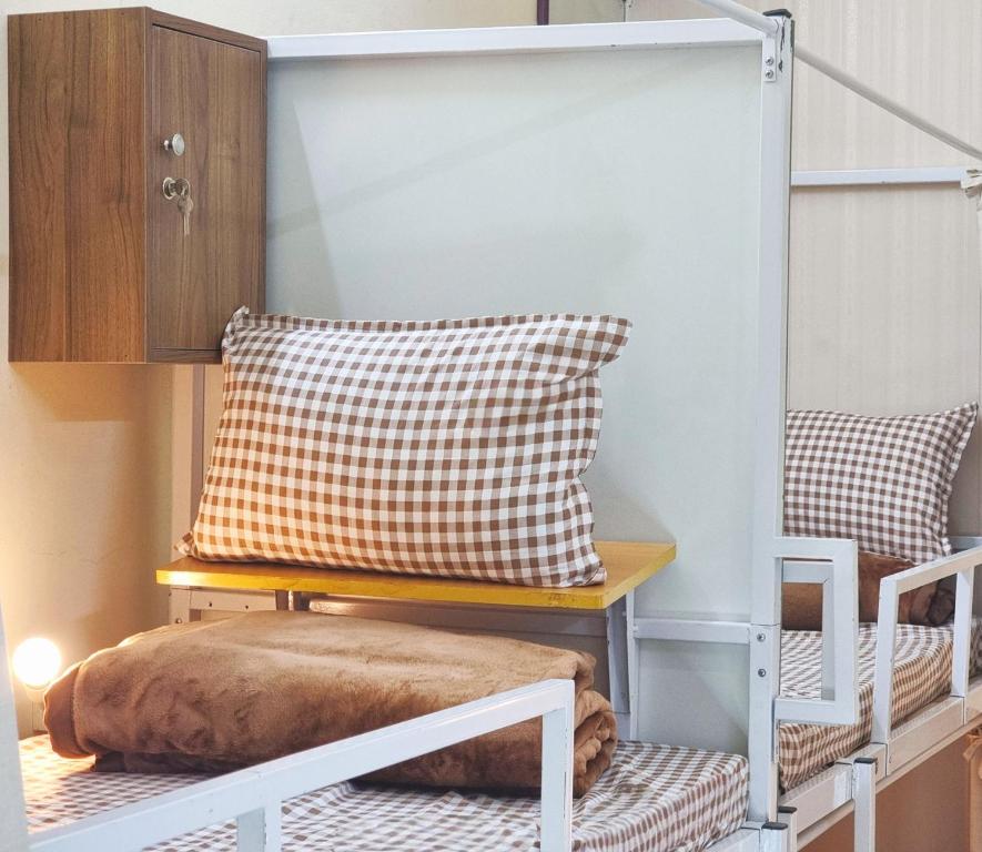 LushStay Hostel - Hanoi Train Street — photo 1