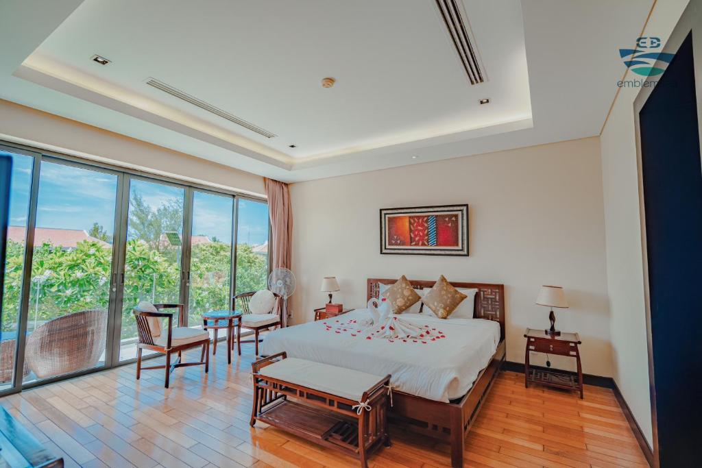 Emblem Sea 3 bedroom villas photo 2