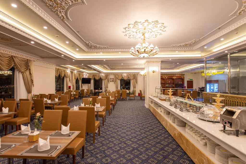 THE SHINE HOTEL photo 3