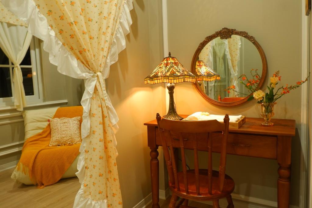 Camellia Full House photo 3