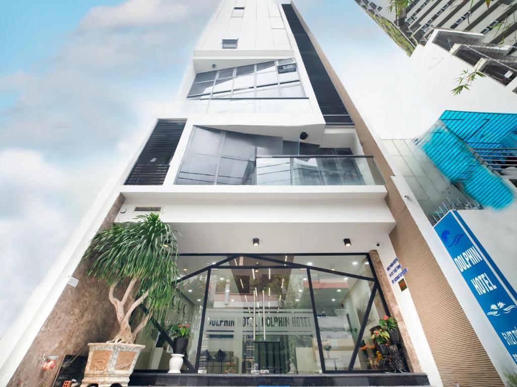 Dolphin Hotel Nha Trang — photo 1