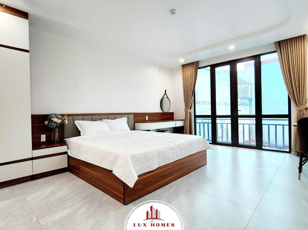 The LuxHomes Apartment ᵀᴹ I 231 Văn Cao photo 2
