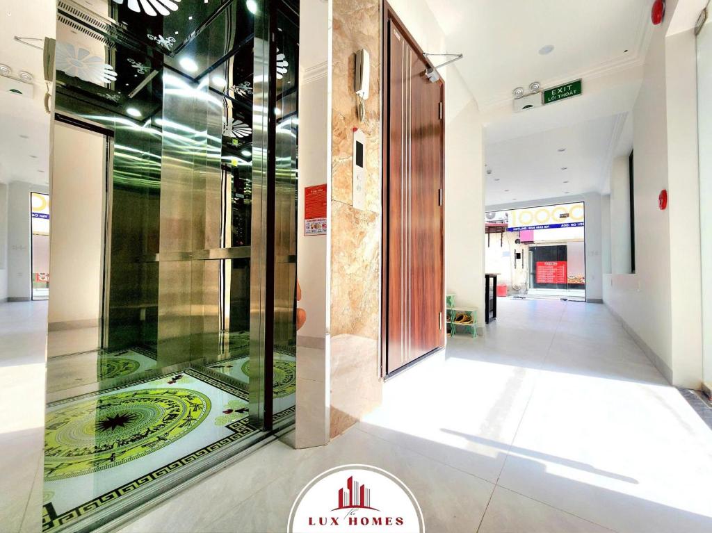 The LuxHomes Apartment ᵀᴹ I 231 Văn Cao photo 3