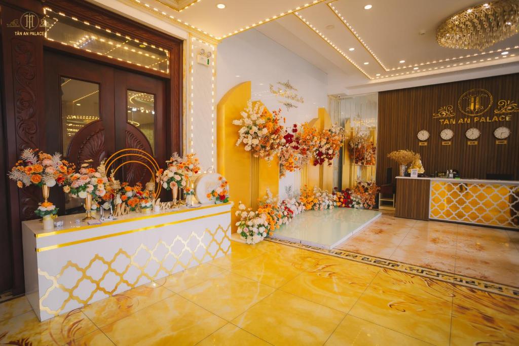 Tan An Palace photo 2