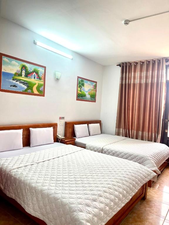 Thùy Dương 2 Hotel Chỉ 2 Phút tới sân bay TÂN SƠN NHÂT-có chỗ đậu xe hơi 4-7-12-50 chỗ photo 3