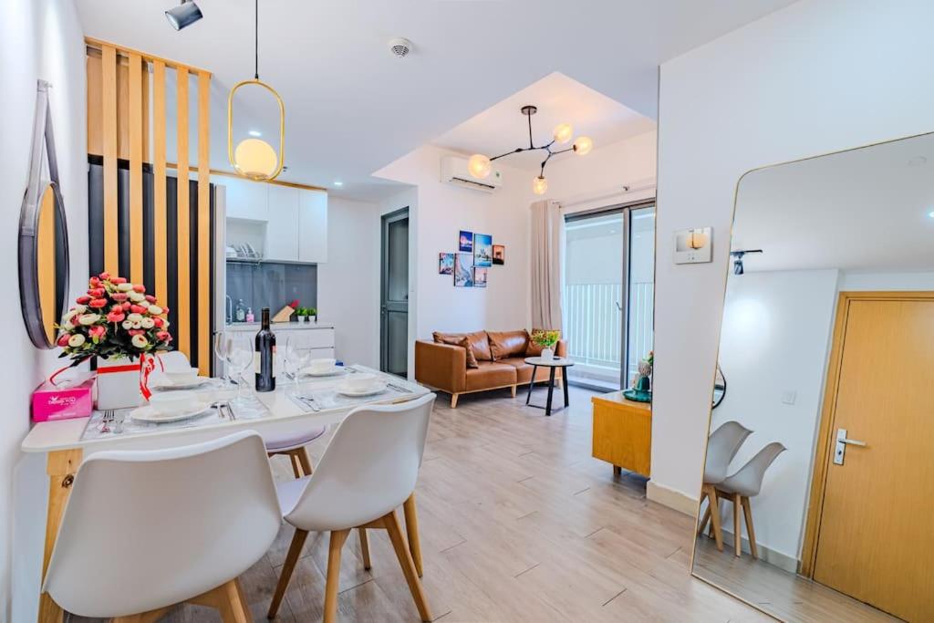 Wonderful 2 BR condo in T2 Masteri Thao Dien — photo 1