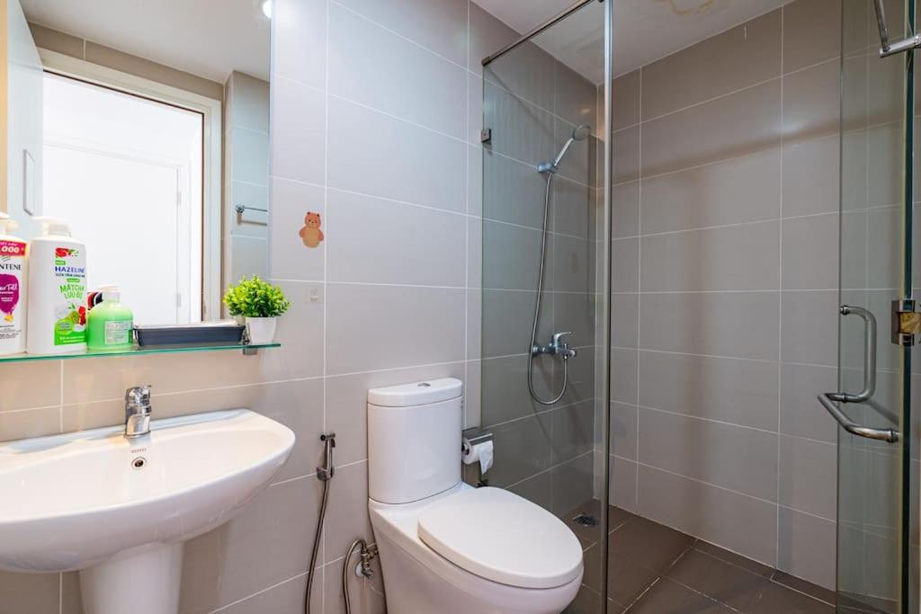 Wonderful 2 BR condo in T2 Masteri Thao Dien photo 3