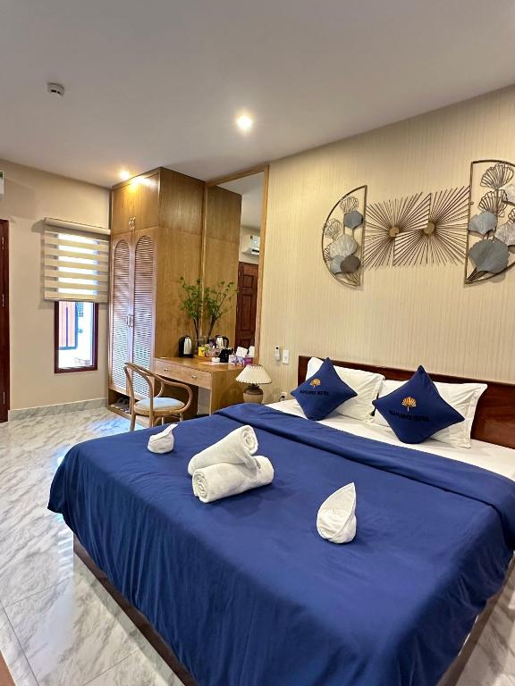 Romance Hotel photo 2
