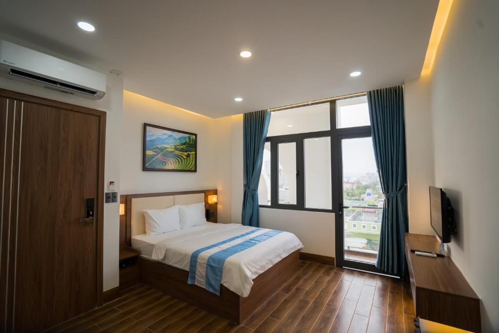 Santini Hotel photo 2