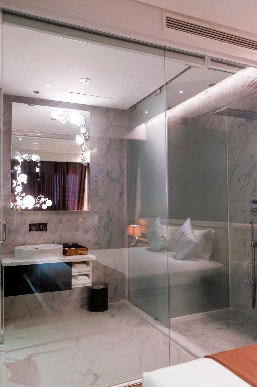 Signature Boutique Hotel photo 3