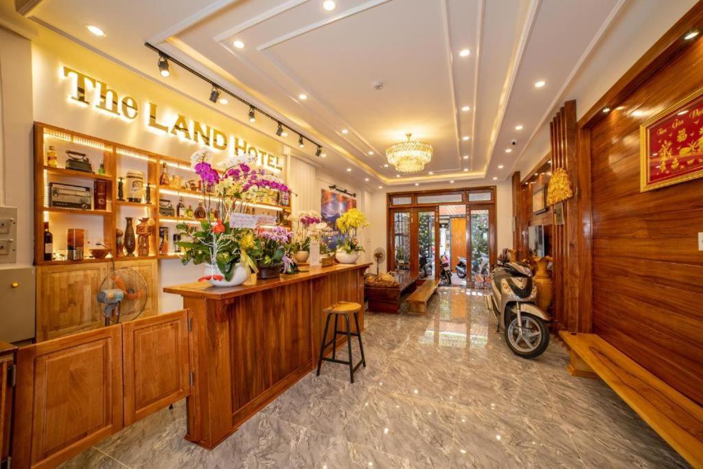 The Land Hotel & Apartment photo 2
