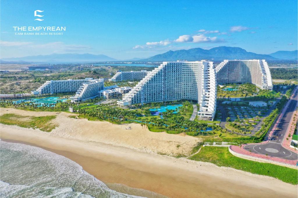 The Empyrean Cam Ranh Beach Resort — photo 1