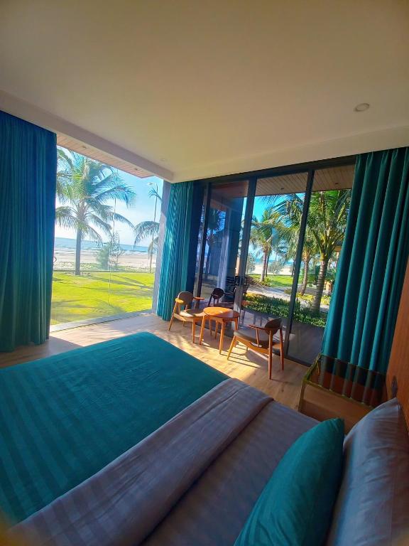 Ruby Ocean Villa & Resort photo 2
