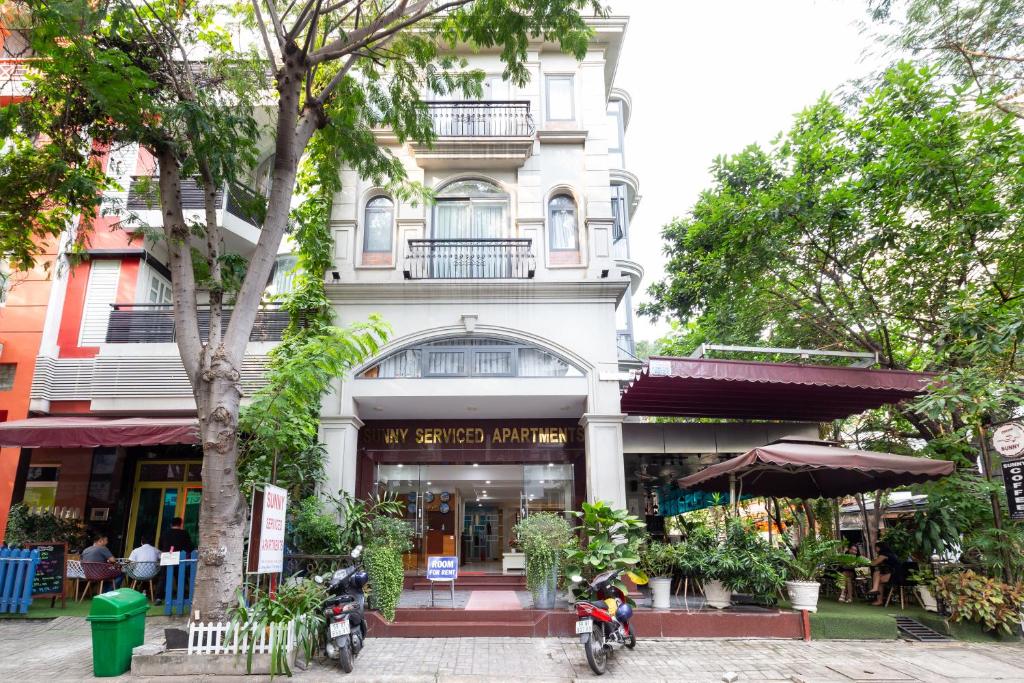 Sunny Hotel and Apartment — photo 1