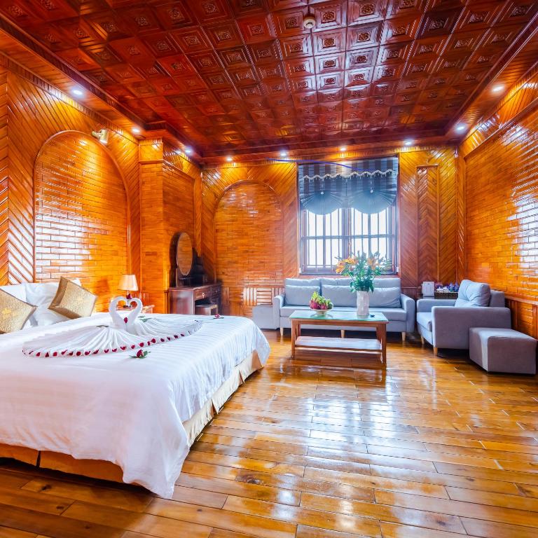 TheKing Hotel photo 2