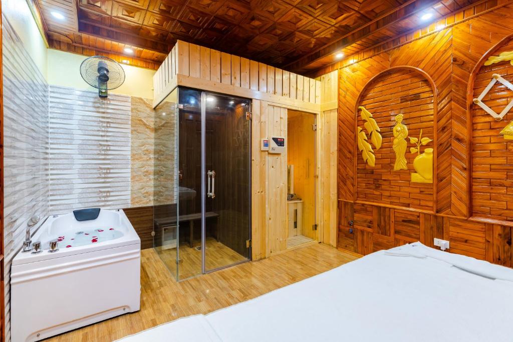 TheKing Hotel photo 3