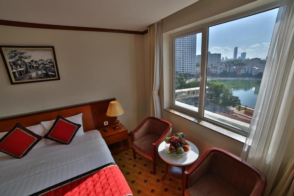 Sunny Hotel 1 photo 2