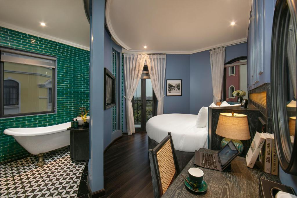 The Exquisite HaLong Hotel photo 3