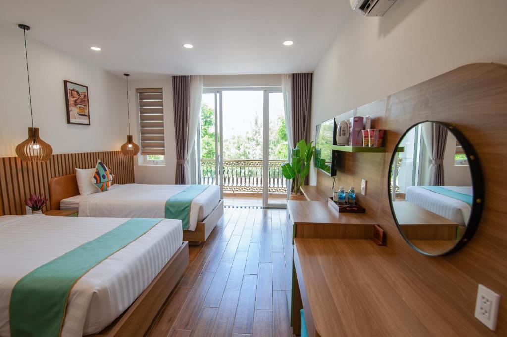 The View Hotel photo 2