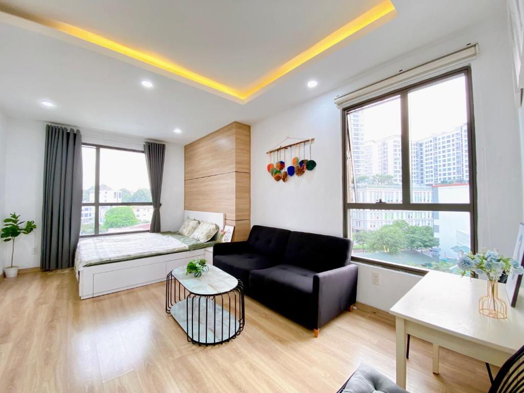 Căn hộ hai cửa sổ lớn photo 2