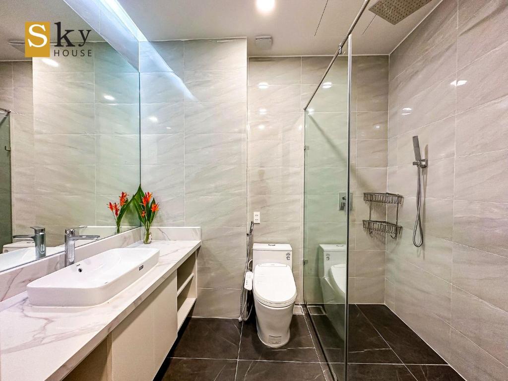Sky House Apartment photo 3