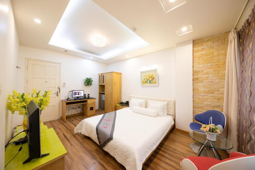 Sunny Hotel photo 2