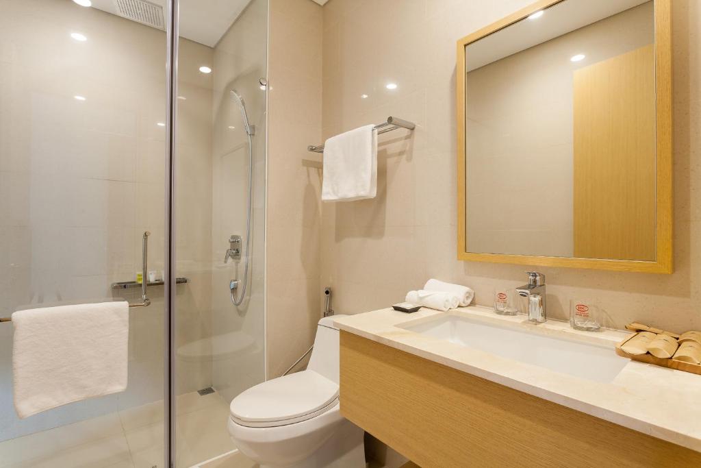 The Ocean Apartment IDCWH B602 photo 3