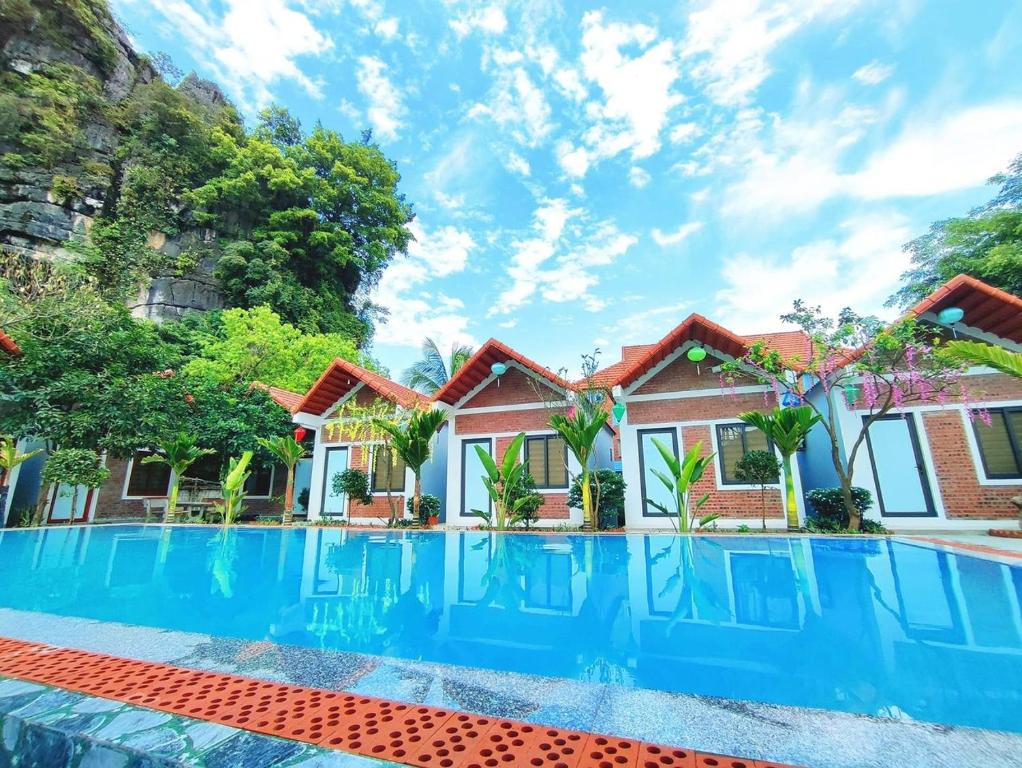 Trang An Natural Mountainside Homestay — photo 1