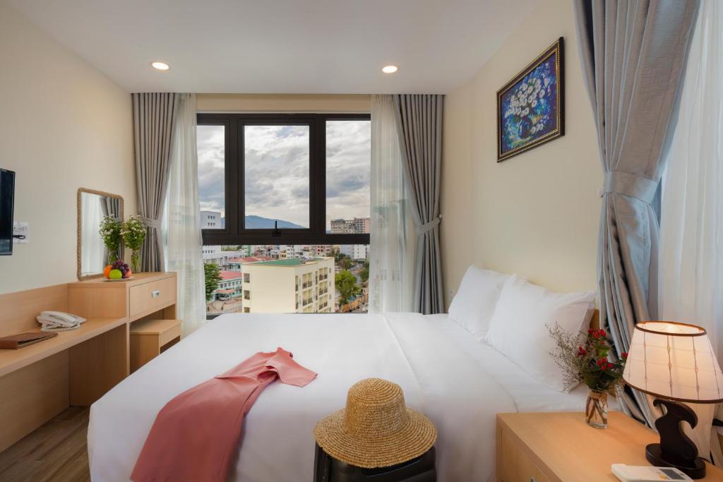The Swan Nha Trang Hotel photo 2