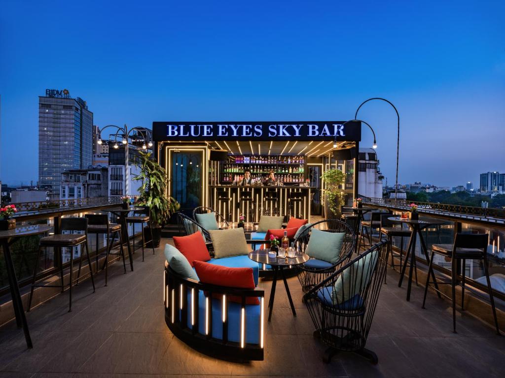 Shining Central Hotel & Spa photo 3
